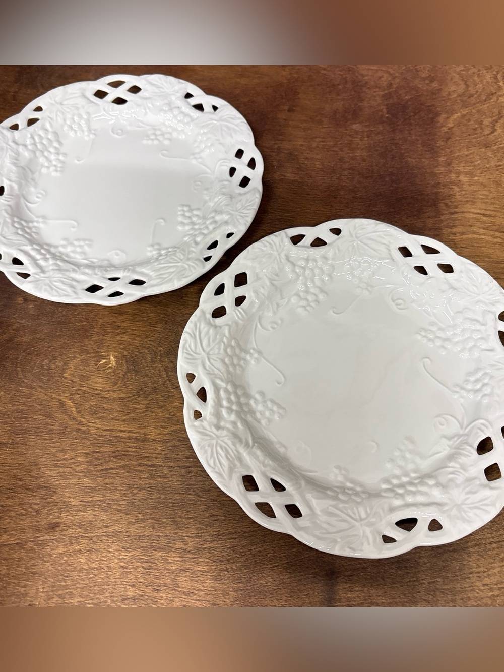 Basic Porcelain White Embossed Grapes Decorative Serving Plates - Set of 2